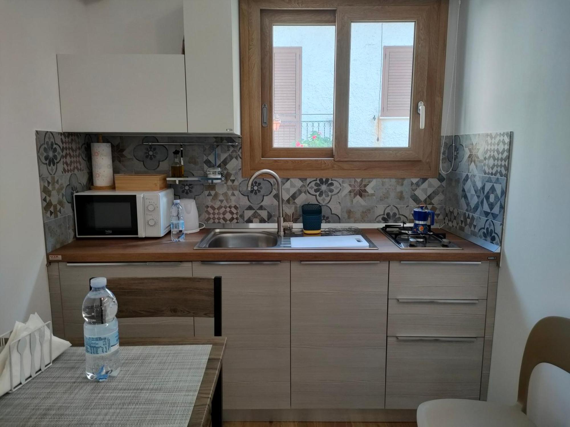Dh Studio Apartments كاستيلاّماري ديل غو المظهر الخارجي الصورة